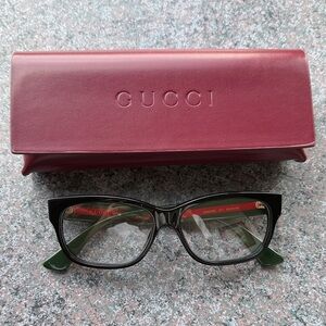 Gucci gg0278o Black and Green Glasses with Red Case